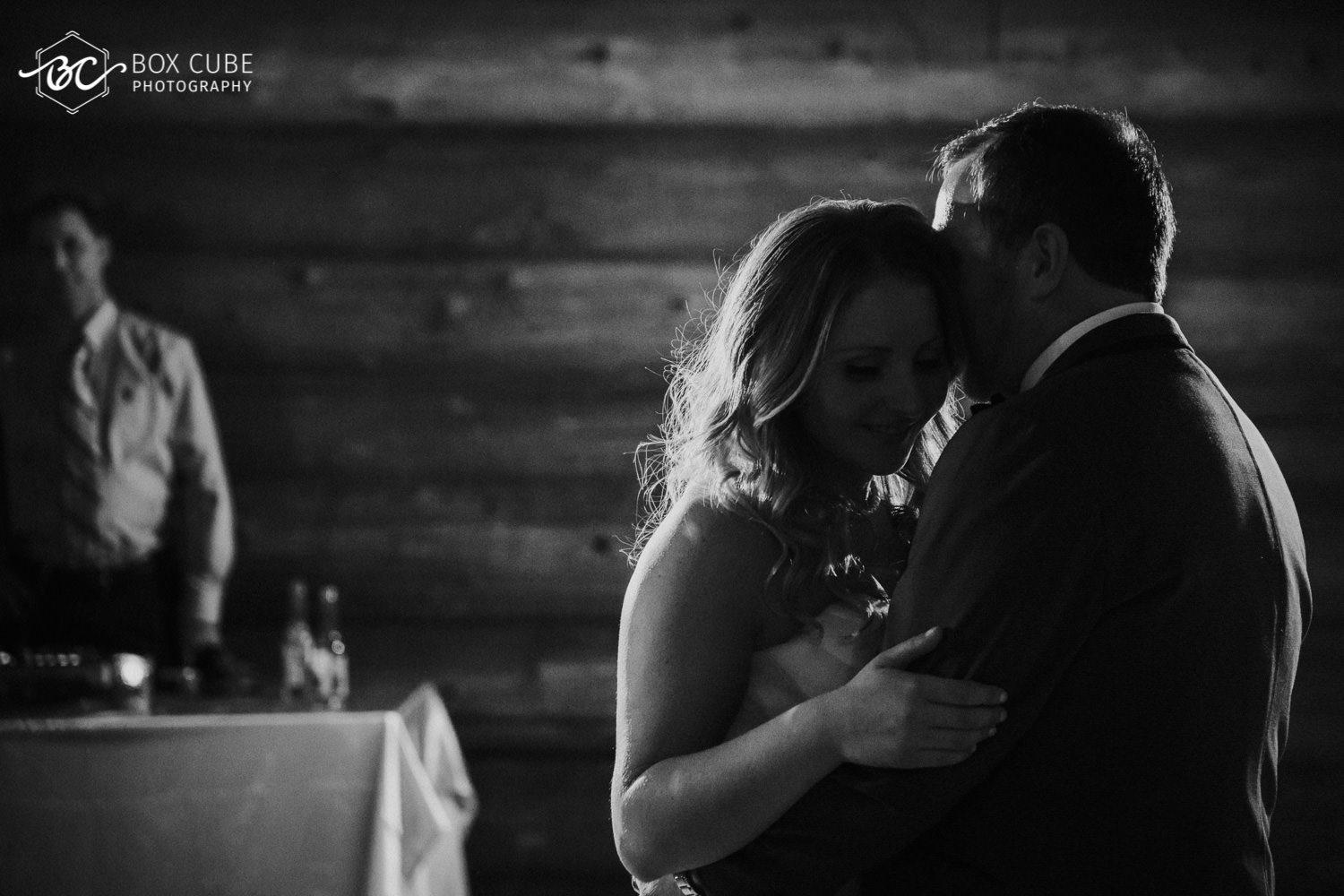 country-lodge-wedding-box-cube-photography-edmonton-wedding-photographers-street-car-barn-wedding-1