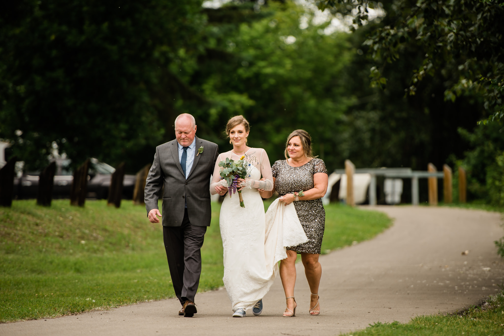 wedding at devon lions campground - edmonton wedding venue