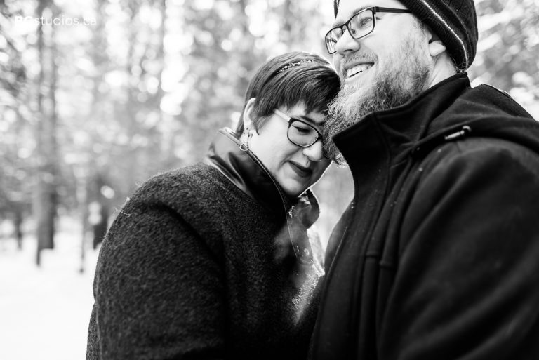 0288_eng_olson-edmonton-engagement-photographer-winter-engagement-session-whitemud-park